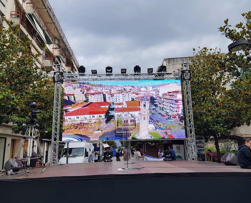 rent led wall screen display colour concerts outdoor activities exhibition ενοικίαση οθόνης λεντ led συναυλιες εκδηλώσεις εξωτερικού χώρου