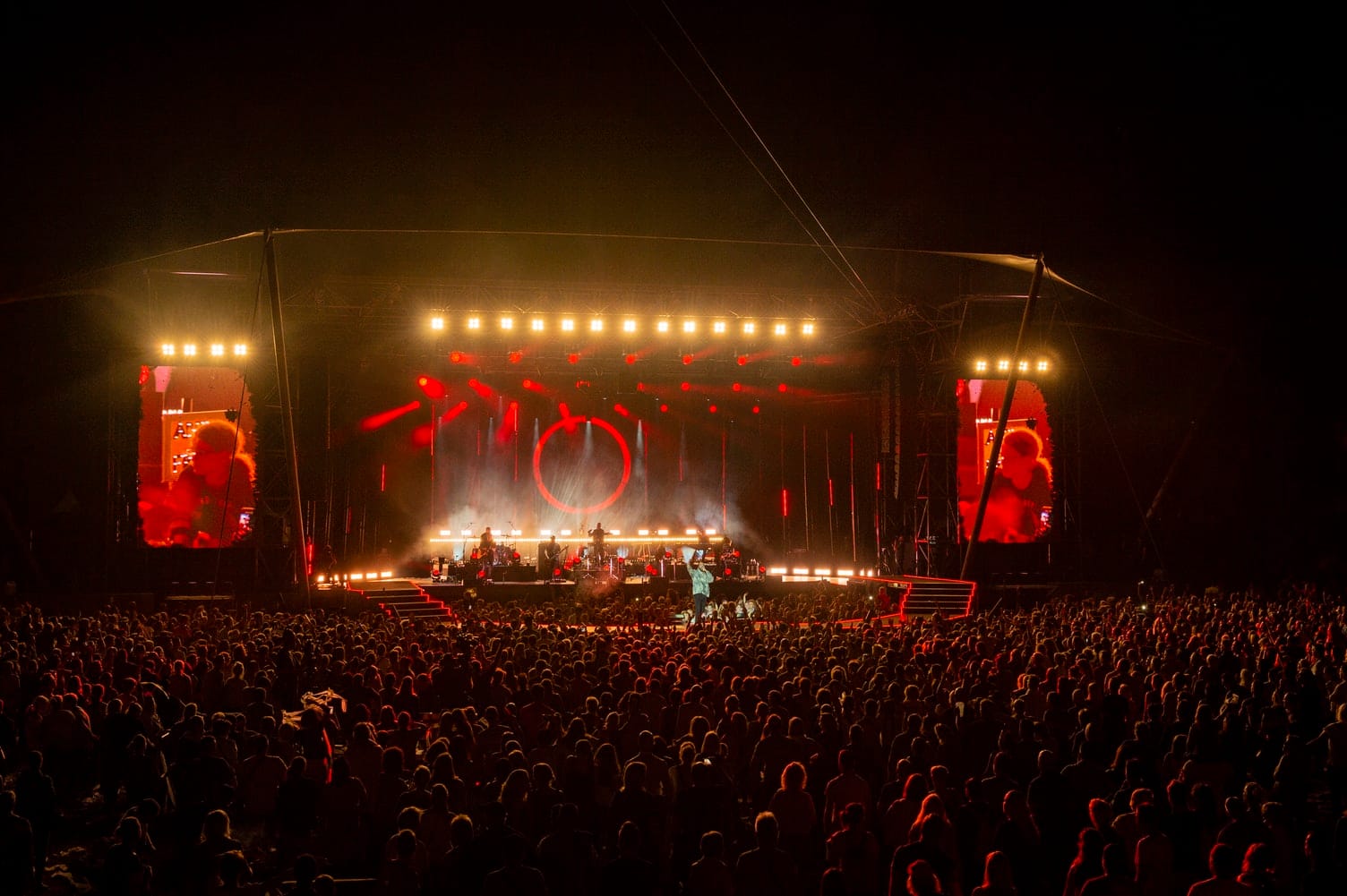 photo-1551873912-5b32ce4cb2d9 led wall screen skyled concert γιγαντοθόνη λεντ συναυλίες εκδηλώσεις